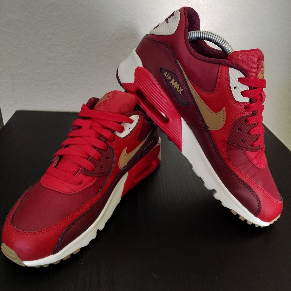 NIKE Air Max 90
